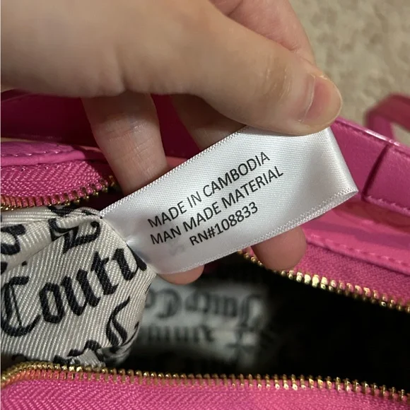 Rare NWT Juicy Couture Good Times Shoulder Bag Juicy Pink - Picture 15 of 15